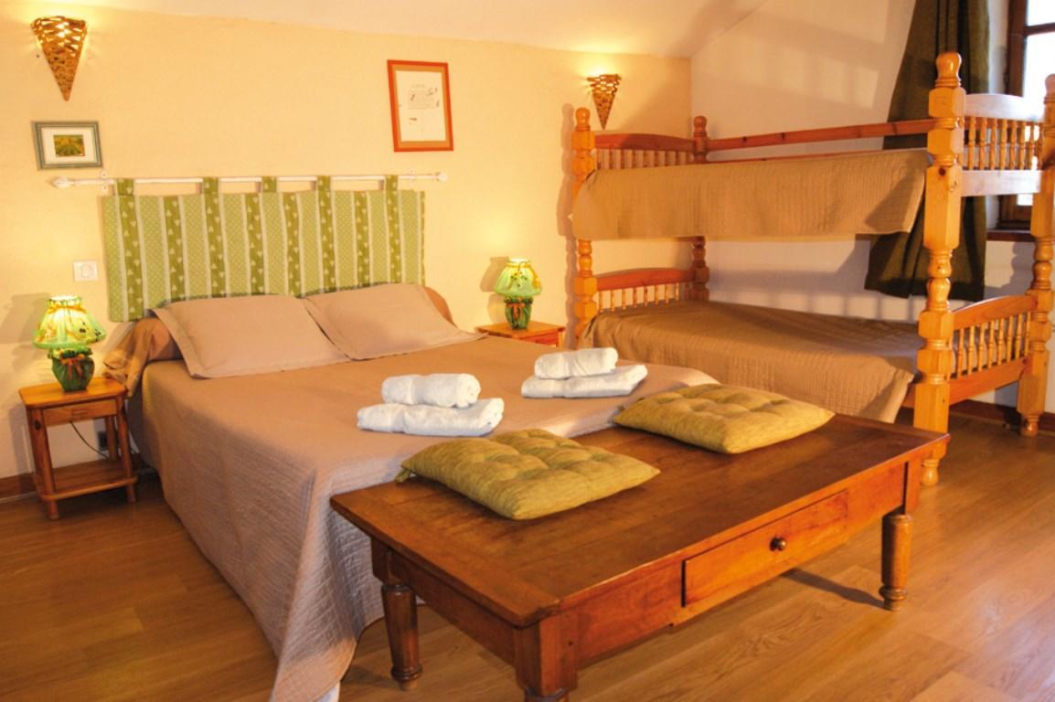 Mas Des Vertes Rives Bed & Breakfast Chateauneuf-de-Gadagne Exterior photo