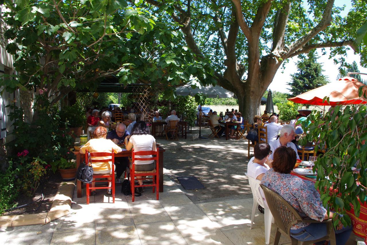 Mas Des Vertes Rives Bed & Breakfast Chateauneuf-de-Gadagne Exterior photo